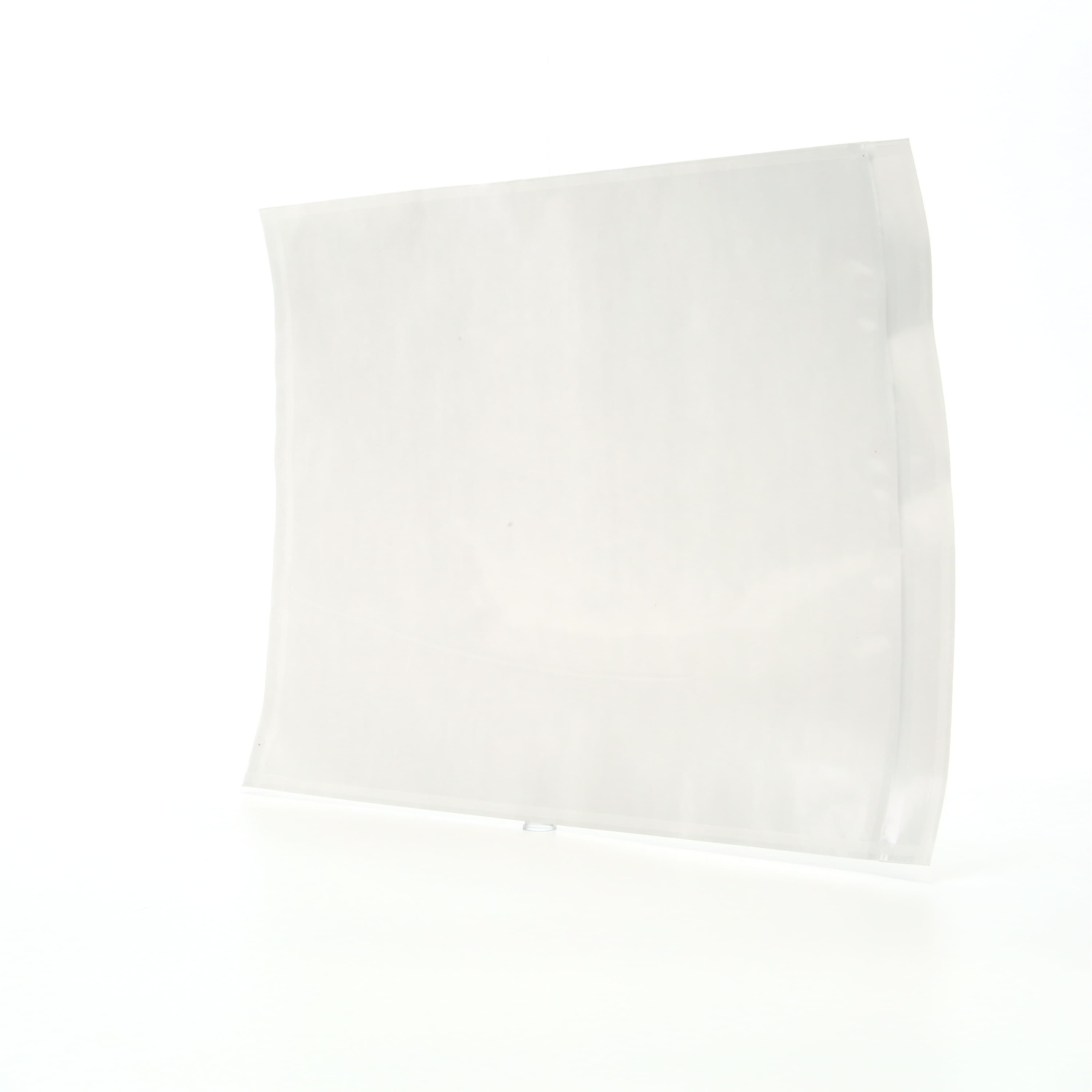 3M70-00124015
