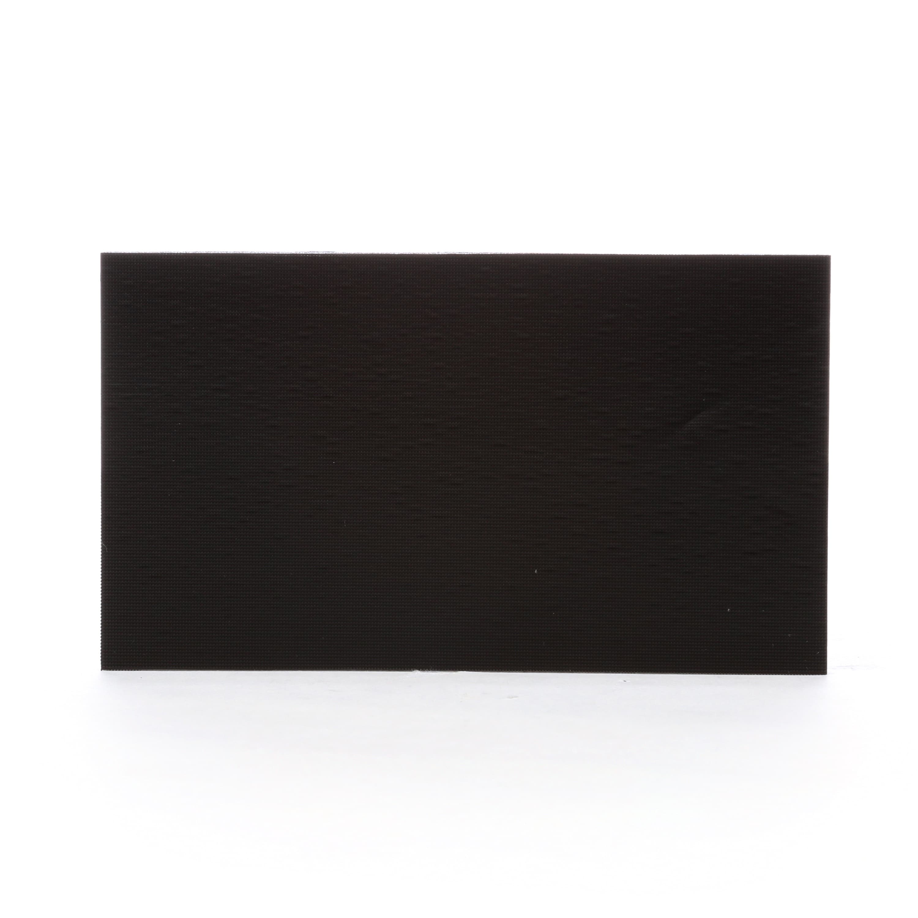 3M70-00045570