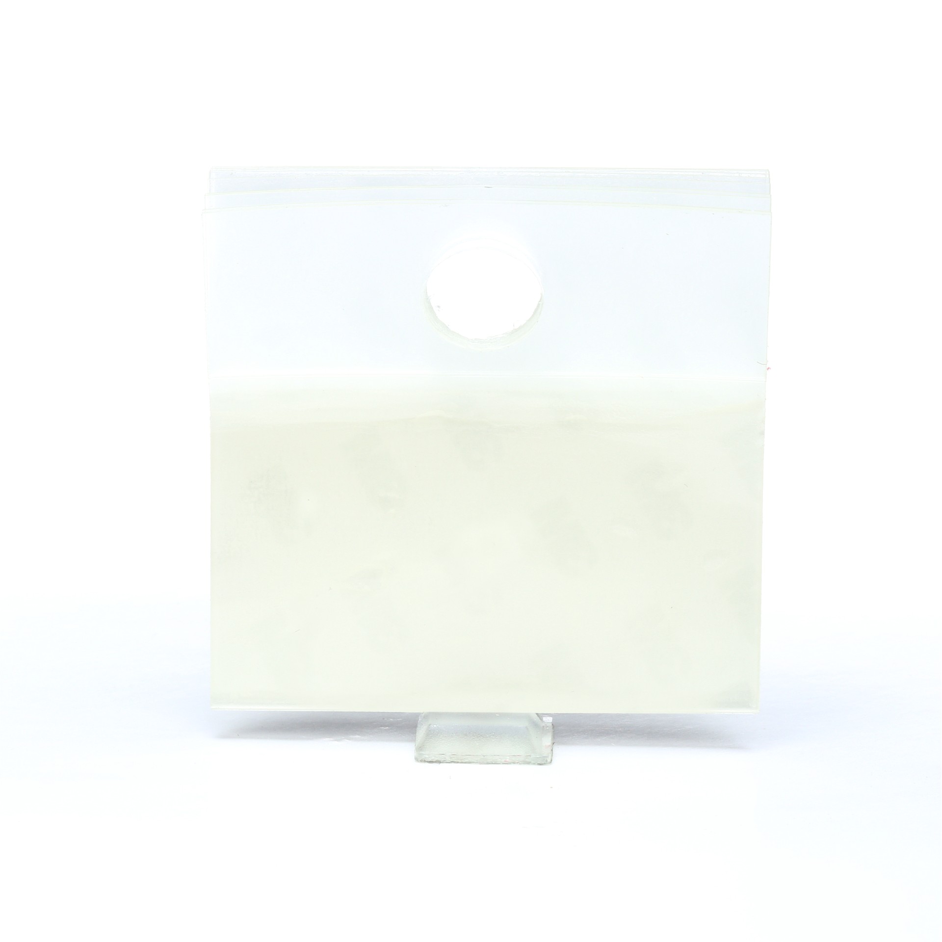 Languette de suspension 1076 ScotchPad(MC) 3M(MC), transparent, 2 x 2 po, 10 languettes/bloc, 50 blocs/boîte, 10 boîtes/caisse